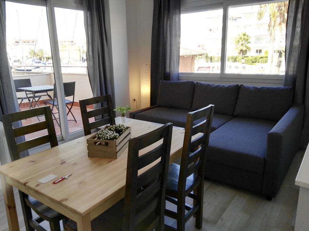 Vista Roses Mar - Apartamento Con Piscina Apartment ภายนอก รูปภาพ